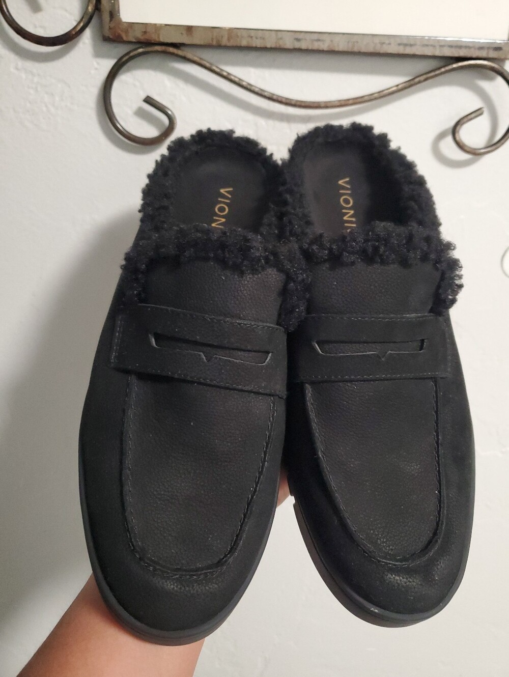 Vionic Black Faux-Leather Shearling-Lined Mules